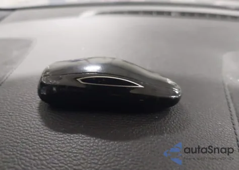 2015 Tesla Model S 70D/85D/P85D z USA, uszkodzony, nr VIN 5YJSA1S29FF095047